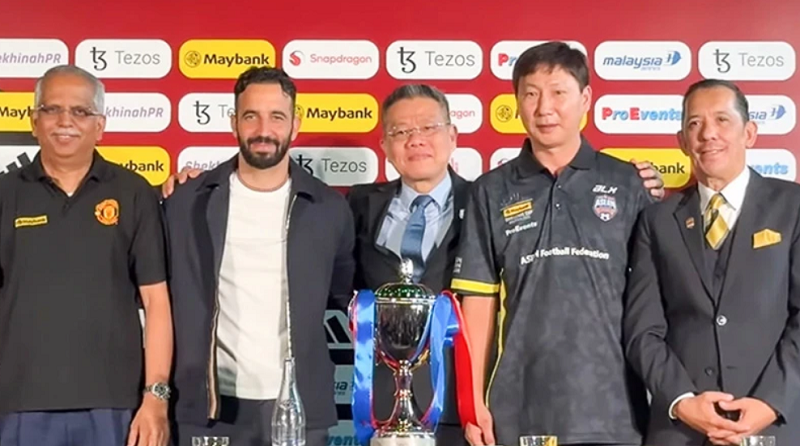 them-mot-danh-hieu-cho-hlv-kim-sang-sik-sau-chien-thang