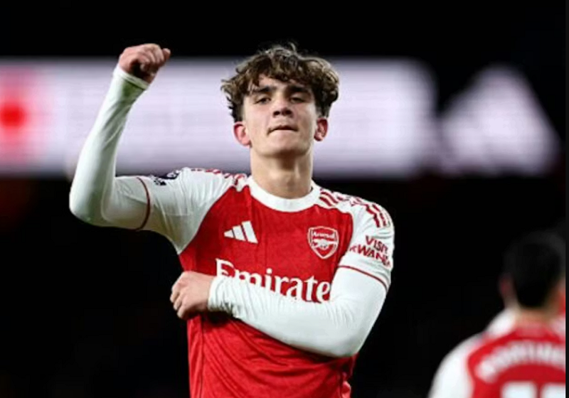 gyokeres-het-loi-khen-ngoi-max-dowman